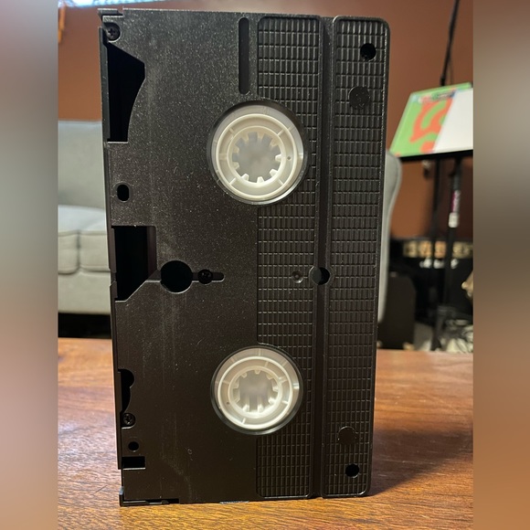 🧚♀️ Vintage Ever After 1998 Fox Drew Barrymore Video Cassette Tape 🧚♀️ - Picture 3 of 5